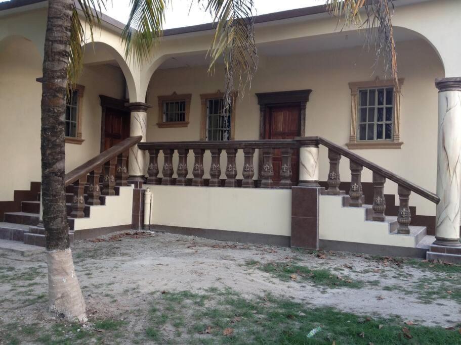 شقة Banyan Rose Orange Walk المظهر الخارجي الصورة